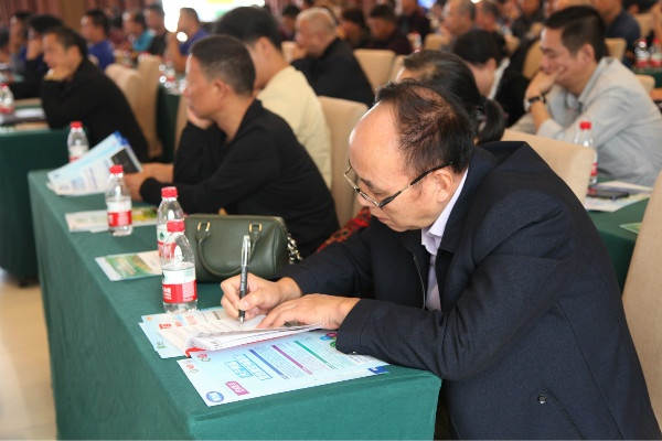 产品立异是突围的必行之路！菠菜担保网领跑水稻区绿色生长-新闻动态-菠菜担保网