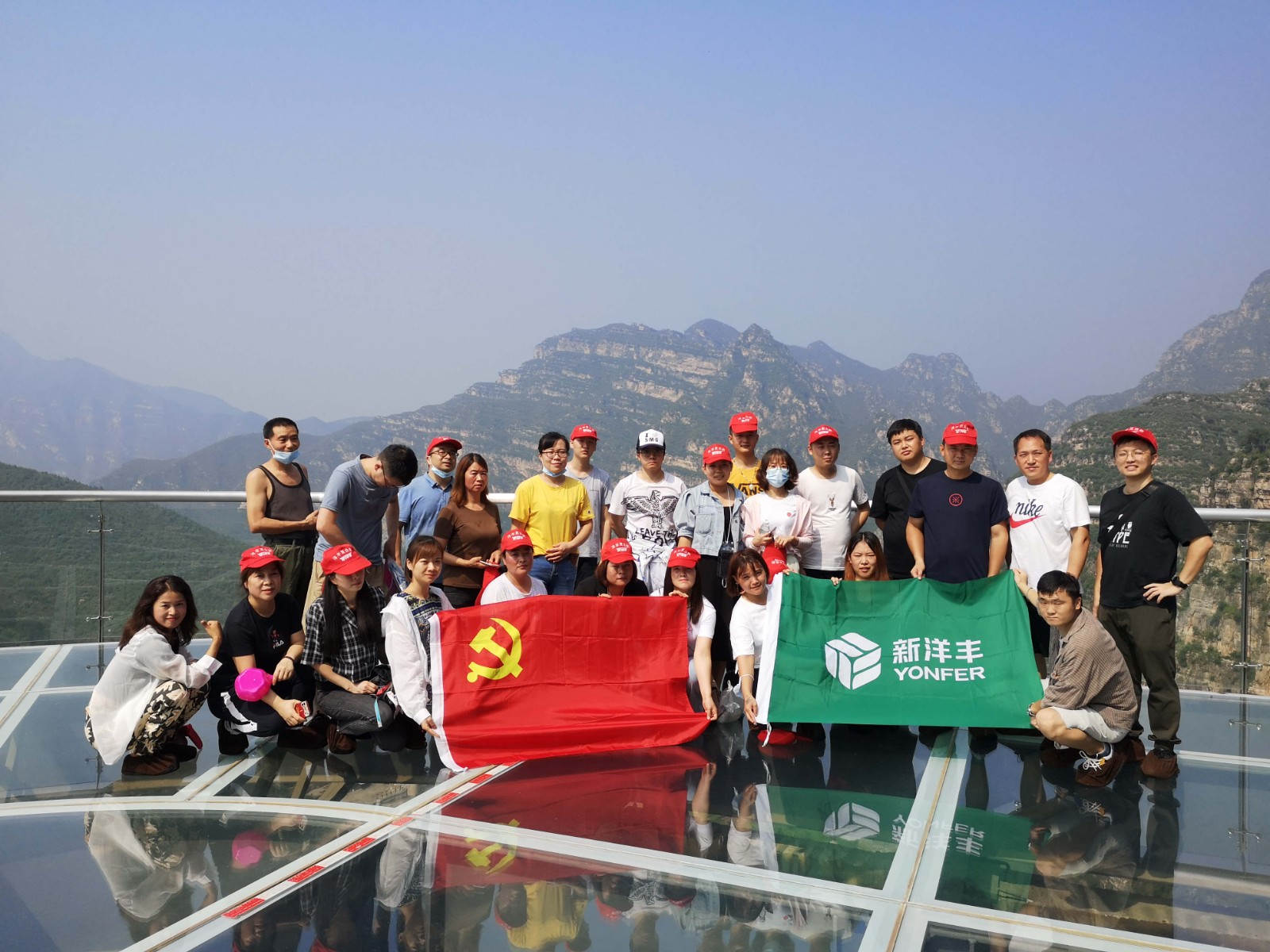 共庆“中秋”“国庆” 多彩活动祝福祖国-新闻动态-菠菜担保网
